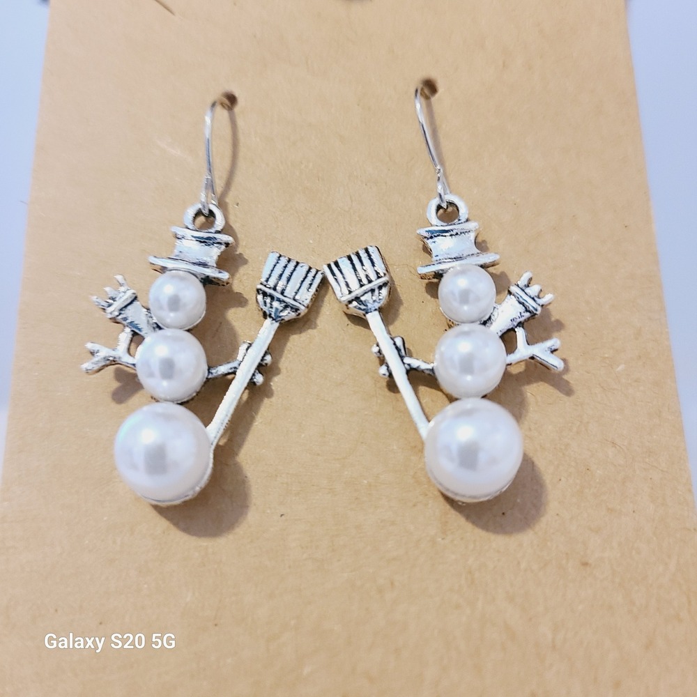 Metal Snowman Dangle Drop Earrings Women's NEW 1.5 inches Holiday Winter